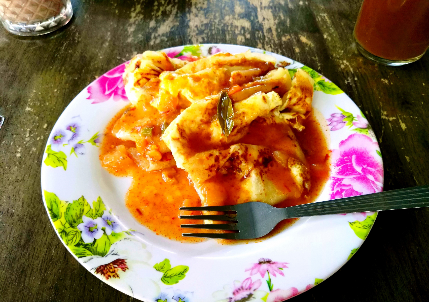 Oblíbená místní snídaně, Roti Canai, Langkawi, Malajsie