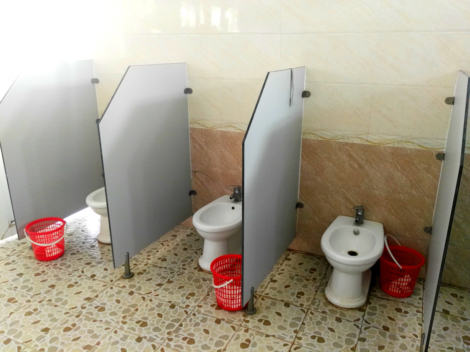 I takhle může vypadat záchod aneb soukromí je luxus, Vietnam